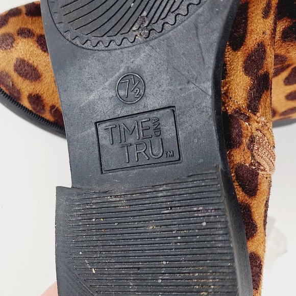 Time and True Women's Short Boots Size 7 1/2 Leopard Design Like New Condition - Picture 7 of 7